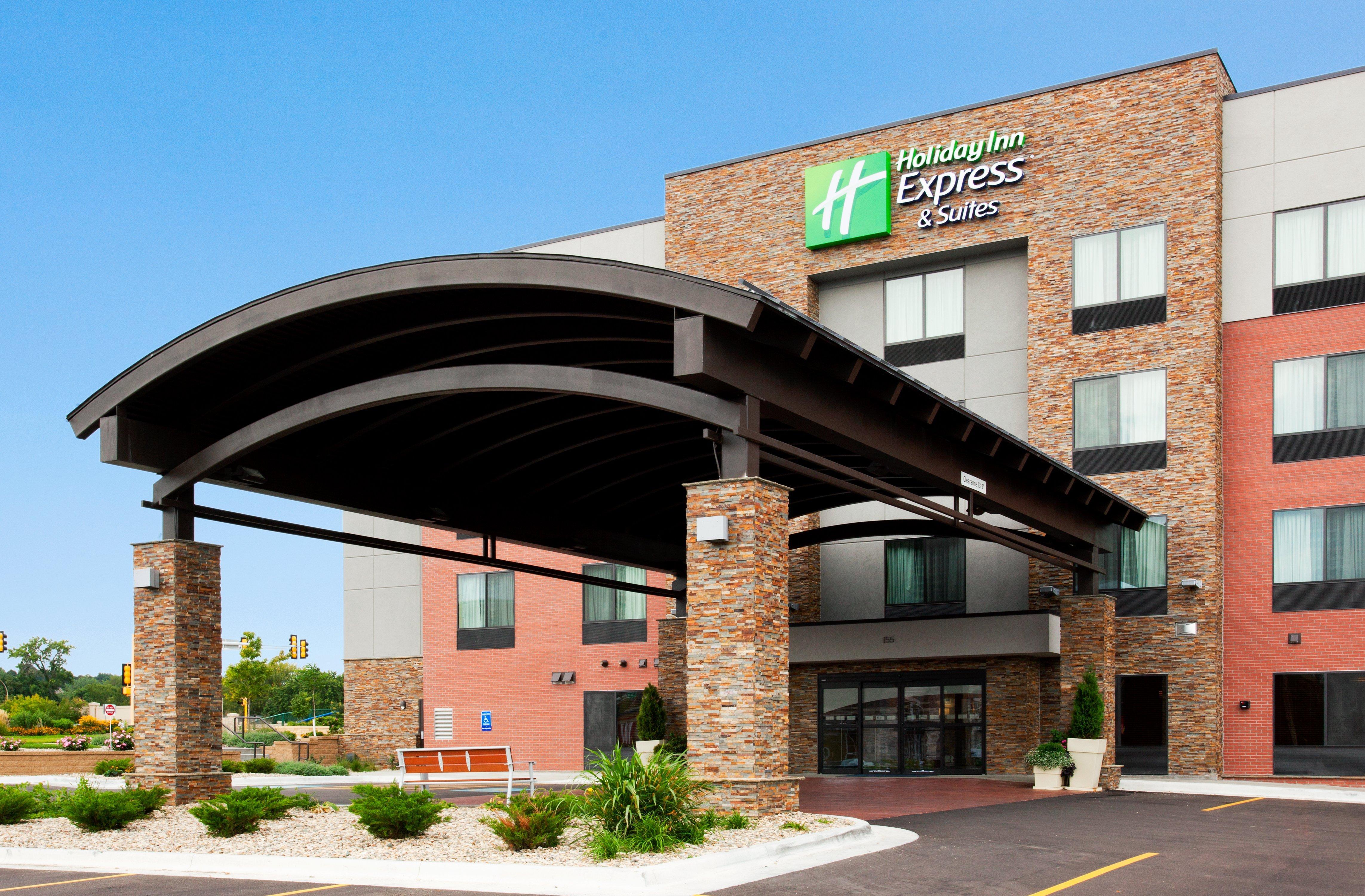 Holiday Inn Express And Suites Rochester West-Medical Center By Ihg Exterior foto
